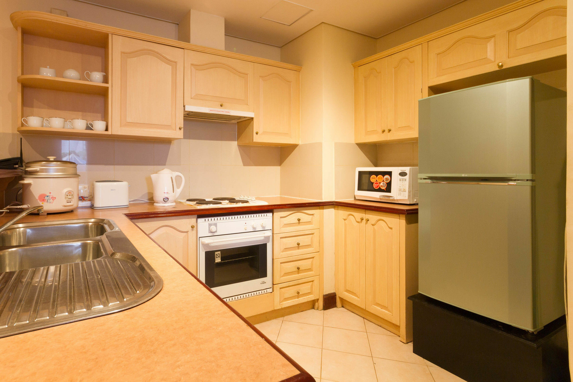 Crescat Residencies Apartment Коломбо Екстериор снимка