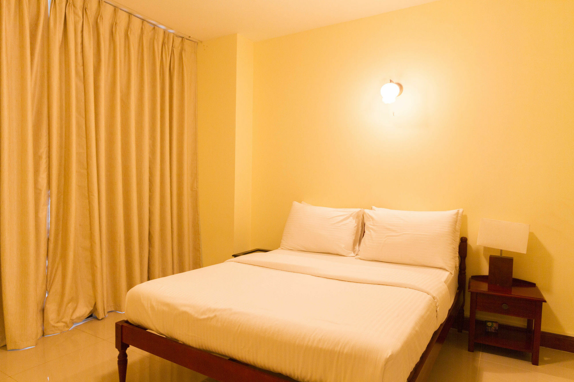 Crescat Residencies Apartment Коломбо Екстериор снимка