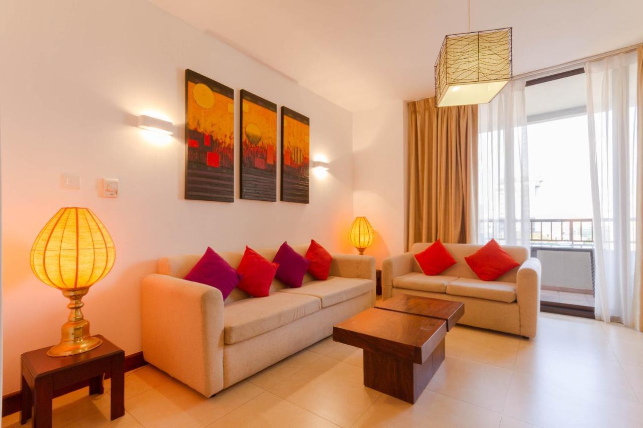 Crescat Residencies Apartment Коломбо Екстериор снимка